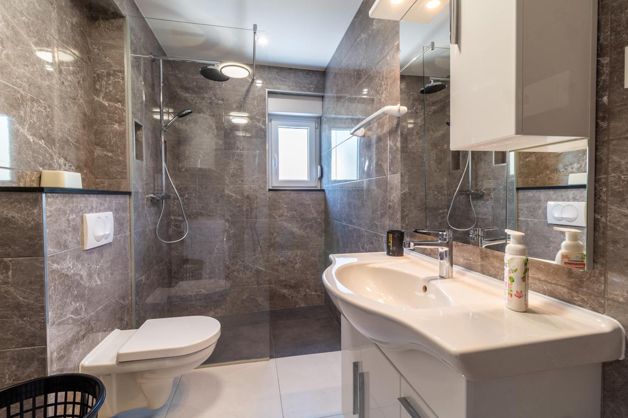 Apartmani Nela Kaštela Buitenkant foto