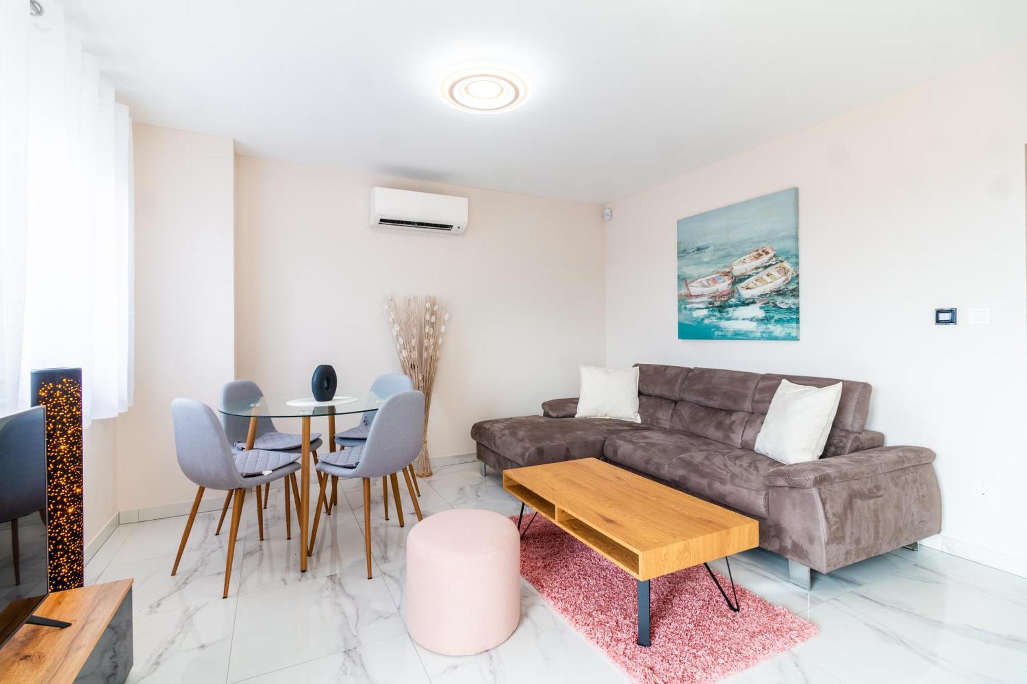Apartmani Nela Kaštela Buitenkant foto